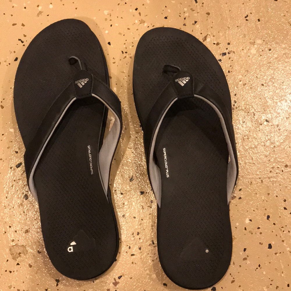 Adidas supercloud plus flip flops